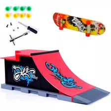 Pista de Skate de Dedo para brincar em Mdf 33x6x15cm + Brinde