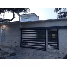 En Venta Casa El Parral Valencia Calle Cerrada, 229251 Acv