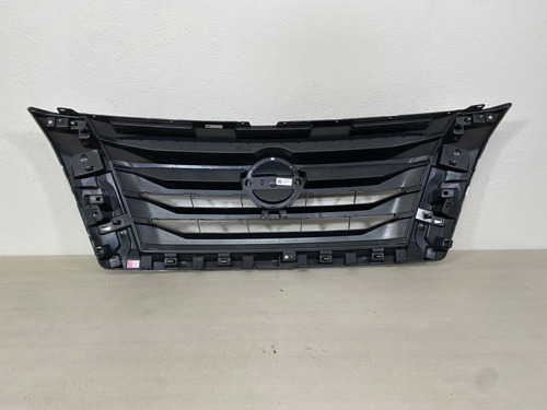 Parrilla Nissan Pathfinder 2022 2023 Cromo Foto 8