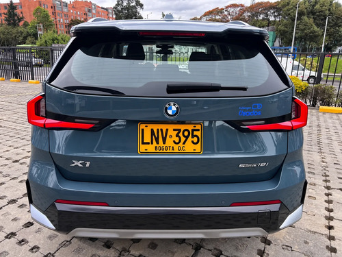 BMW X1 1.5W SDRIVE18I XLINE AT