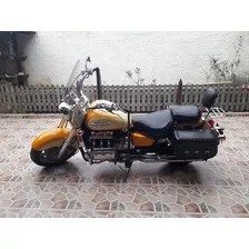 Honda Valkyrie 1500cc 6cil 1999