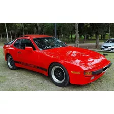 Porsche 944