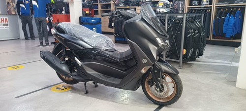 Nmax 155 Connected 2021 0km Negra