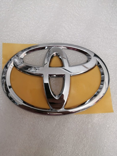 Emblema  Logo  Cajuela Toyota Rav4 17-20 Np: 90975-02086 Foto 2