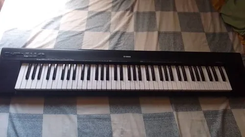 Tercera imagen para búsqueda de piano yamaha