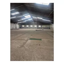 Arriendo Bodega Vitrina Esquinera Ubicada En Puente Aranda