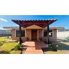 Casa En Venta Atuntaqui