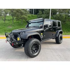 Jeep Wrangler 2008 Sahara 4x4 At