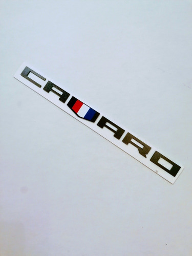 Emblema Letra Chevrolet Camaro Con Bandera Color Negro Foto 2