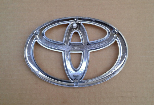 Emblema Delantero Toyota Corolla 2016/2019 Con Detalle Foto 4