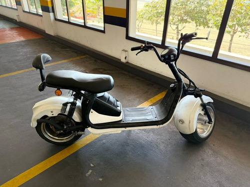 Scooter Elétrica Gcx S9 3000w Lítio Homologada Completa Branco