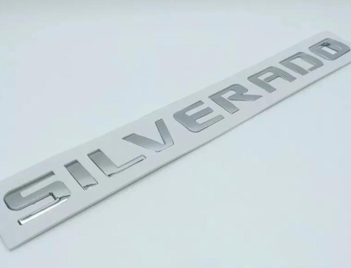 Emblema Logo Chevrolet Silverado Con Adhesivo  Foto 2