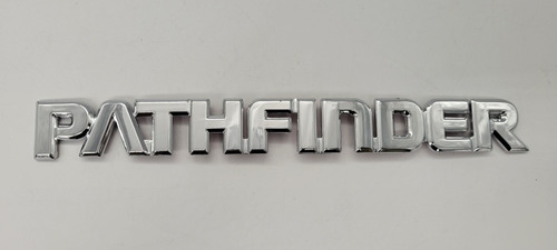 Foto de Nissan Pathfinder Emblema 