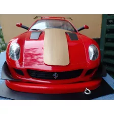 Ferrari F 599 Gtb De Plastico 1/12 40 Cm Largo