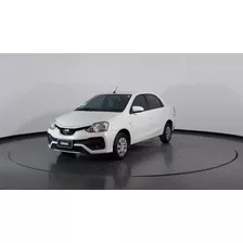 Toyota Etios 1.5 Sedan Xs L18 Mt