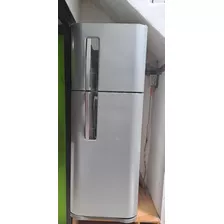 Heladera No Frost Electrolux Dp3500 Plata Con Freezer 