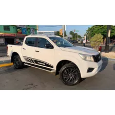 Nissan Frontier Np 300 4x4 Blanco 2017