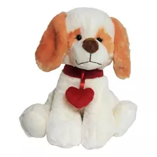 Cachorro De Pelúcia Com Colar De Coração - 26cm