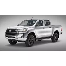 Toyota Hilux Diésel 4x4 Mecánica Doble Cabina 