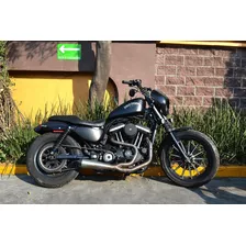 Harley Davidson Iron 883cc, Equipada