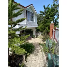 Vendó Casa De Veraneo En La Montaña De San Cristobal El Maja