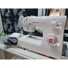 Maquina De Coser Singer 2250 Poco Uso