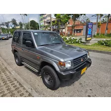 Mitsubishi Montero 1998 3.0 V13