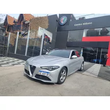 Alfa Romeo Giulia 2.0 200cv 200 Distinctive