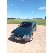 Peugeot 205 1997 1.8 Gld Aa