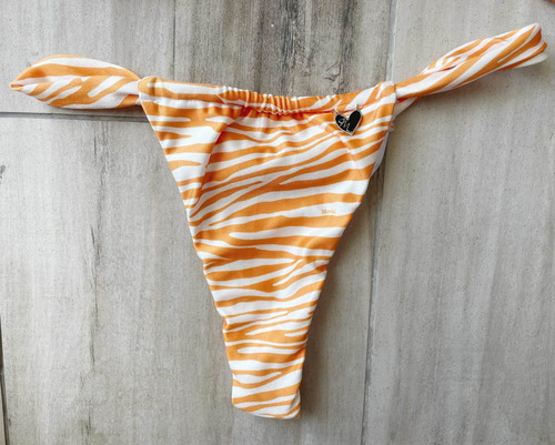 Bikini Cebra Naranja Triangulo Armado Y Colaless Para Atar. 