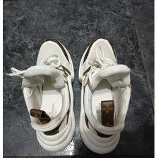 Zapatillas Usadas T37 Louis Vuitton Original Dama