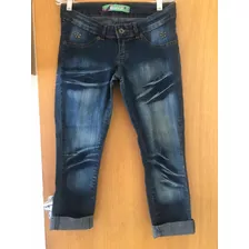 Calça Jeans Feminina Cigarrete Skinny Tachas