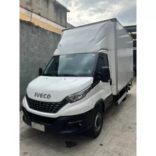 Iveco Daily 35150 2022 Baú