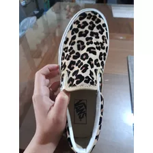 Tenis Slip On Leopardo