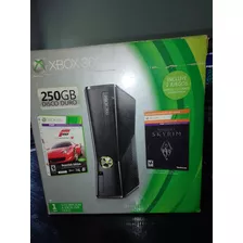 Xbox 360 En Caja. Sin Chip. Poco Uso.
