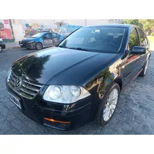 Volkswagen Bora 1.8t Highline Cuero, Automático, 1 Mano, '10