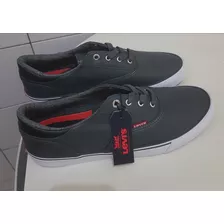 Zapatillas Levis, Nuevas, 9,5 Us (27,5cm)