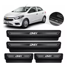 Soleira De Porta Protetora Chevrolet Onix Kit Preto 8pç