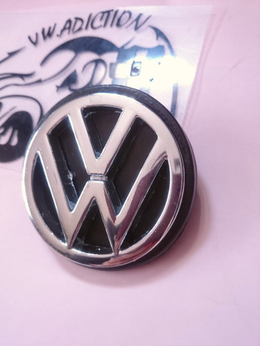 Emblema Trasero Cajuela Logo Vw Golf A2 A3 Cromado Con Goma Foto 4