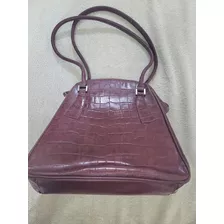 Cartera De Cuero Bordo Forrada Mediana Con Tiras De 65cm. 