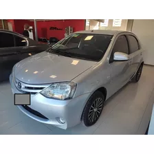 Toyota Etios 1.5 Xs Sedan - 2015 - Excelente Estado