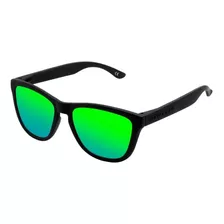 Gafas De Sol Hawkers Lifestyle One Raw One Size, Diseño Carbon Black Emerald Con Marco De Nailon Tr90 Color Negro Mate, Lente Verde De Copoliéster Tr18 Espejada, Varilla Negra Mate De Nailon Tr90 - Ho