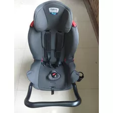 Cadeira De Criança Para Automóvel.