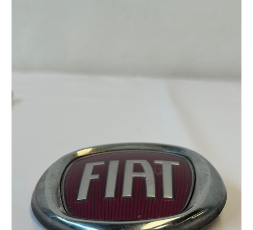 Emblema Delantero Parrilla Fiat Mobi 17/20 Foto 2