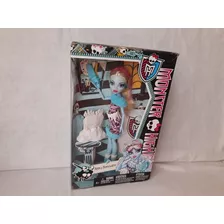 Boneca Monster High Abbey Aulas De Arte C Caixa