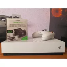Xbox One S 1tb+ Charge Kit