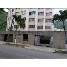 Venta De Apartamento En Caraballeda