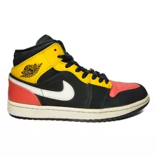 Nike Air Jordan 1 Mid Black Amarillo Orange