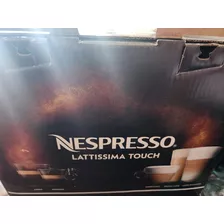 Cafetera Nespresso Lattissima Touch