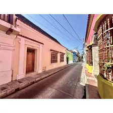 Centro Histórico - Venta De Casa.